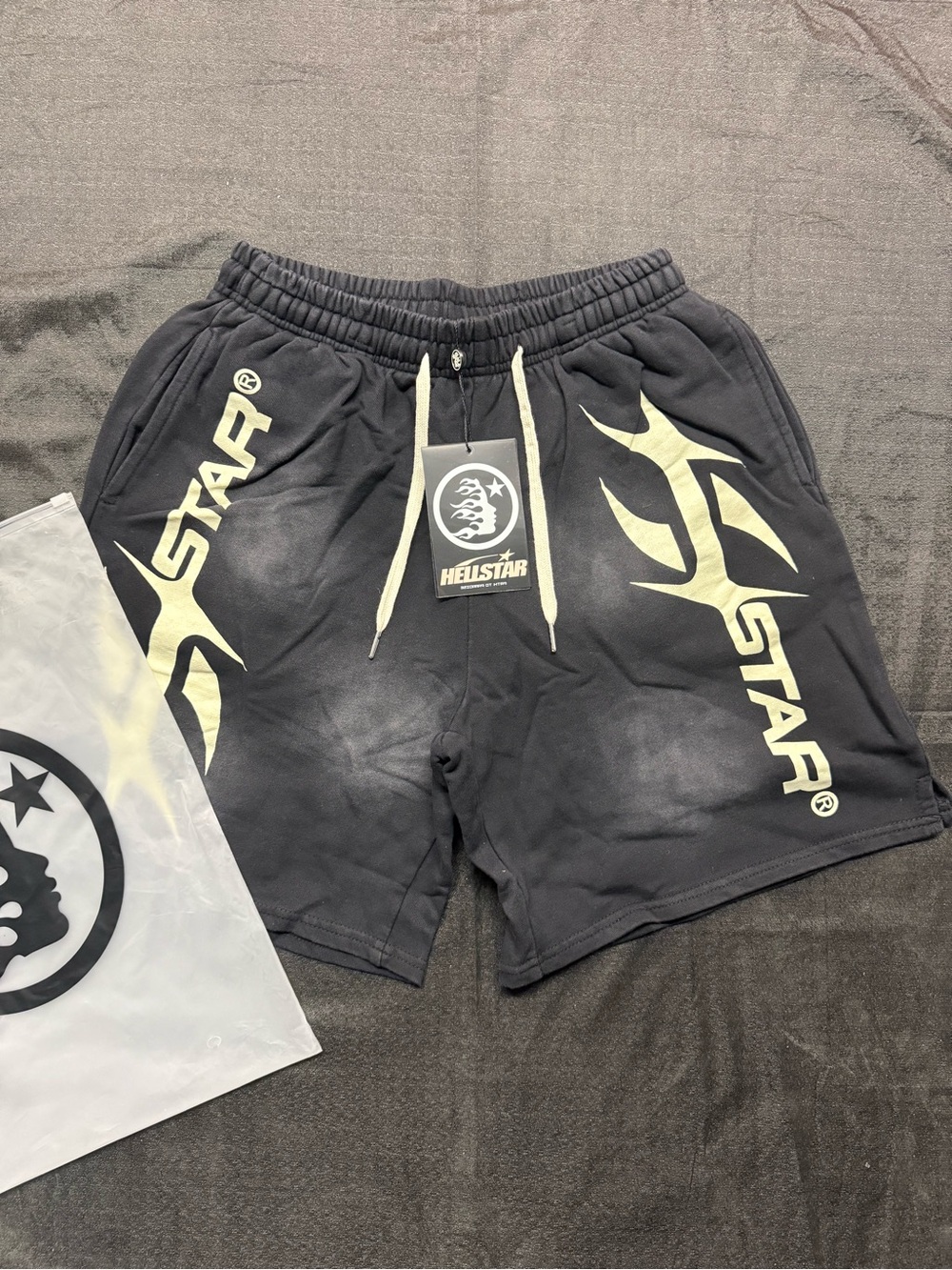 Hellstar Black Graphic Athletic Men's Shorts